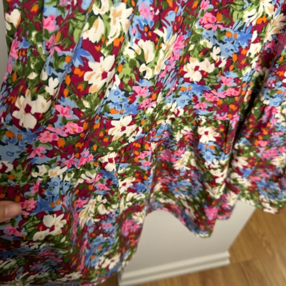 Boohoo PLUS WOVEN PUFF SLEEVE FLORAL SKATER DRESS - Picture 11 of 16
